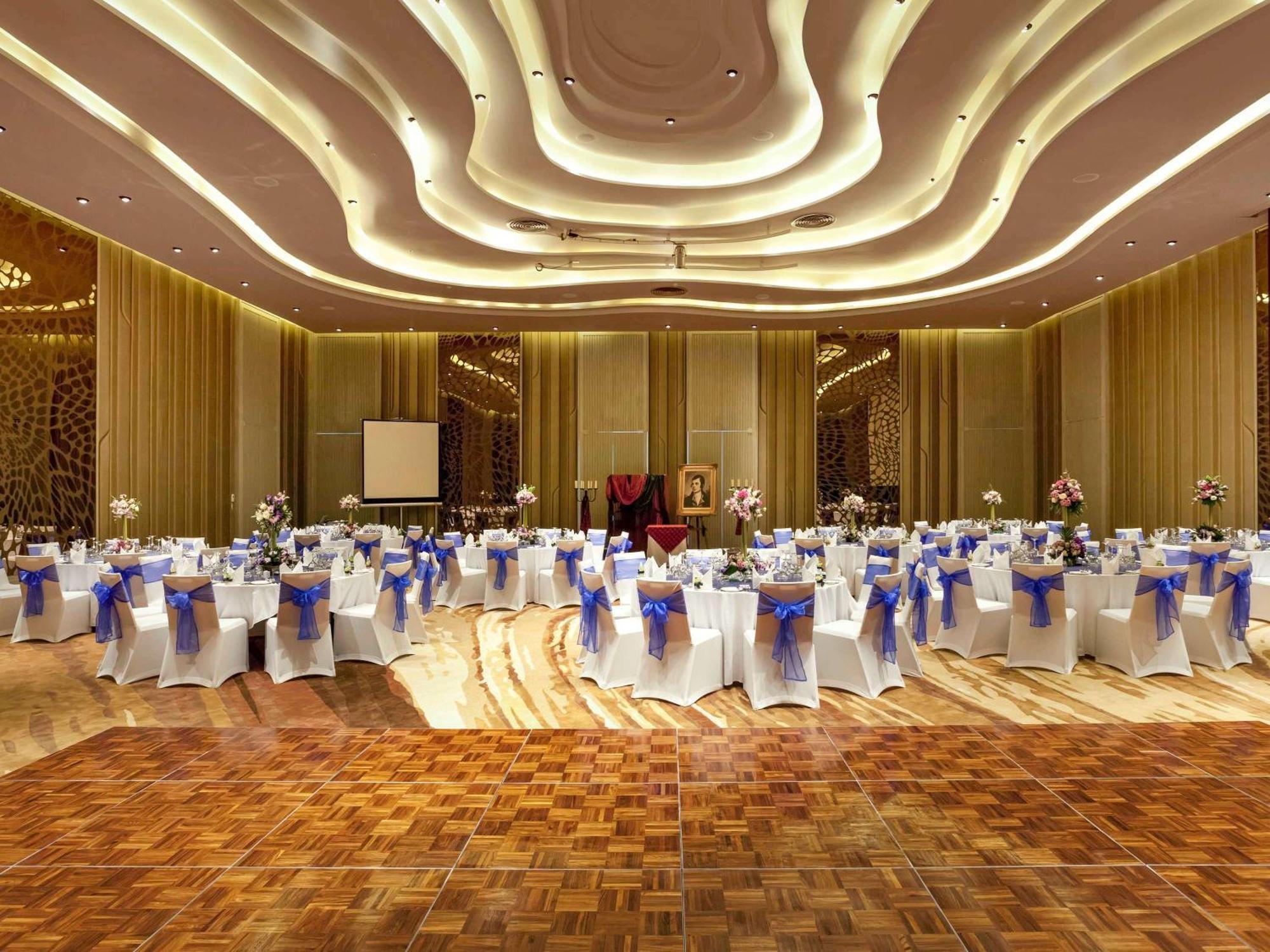 Отель Pullman Phuket Arcadia 5*