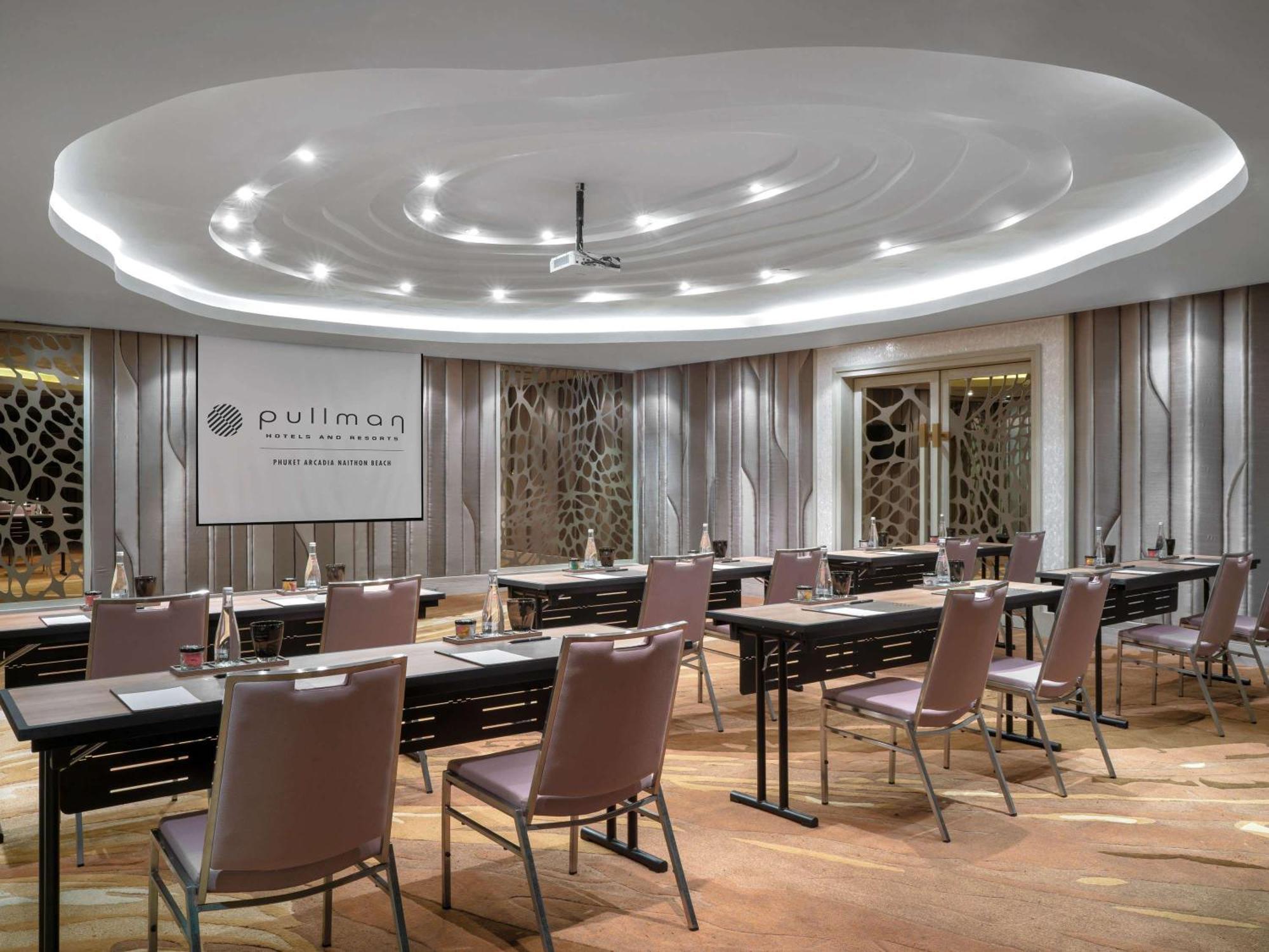 Отель Pullman Phuket Arcadia